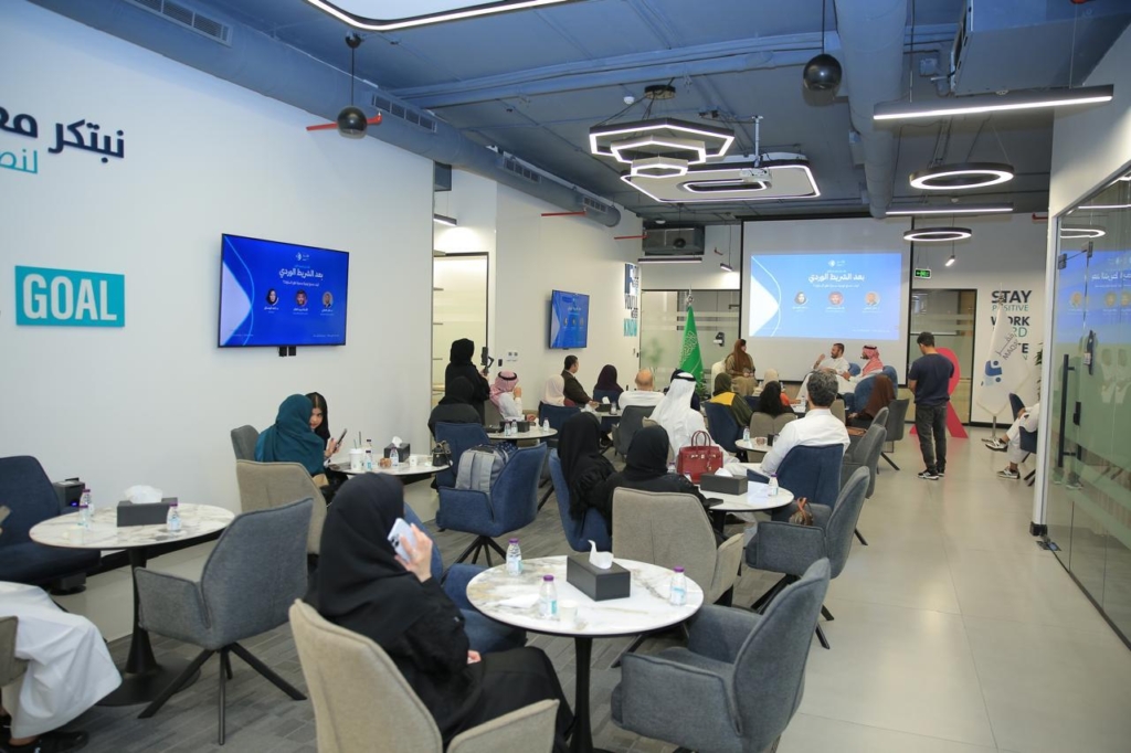 «مقر العالمية» تدشن مجتمع «مقر الصحة» بلقاء يناقش استدامة التوعية بسرطان الثدي
